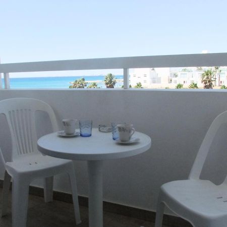 Frangeskos Beach Apartment'S Δεκέλεια Εξωτερικό φωτογραφία